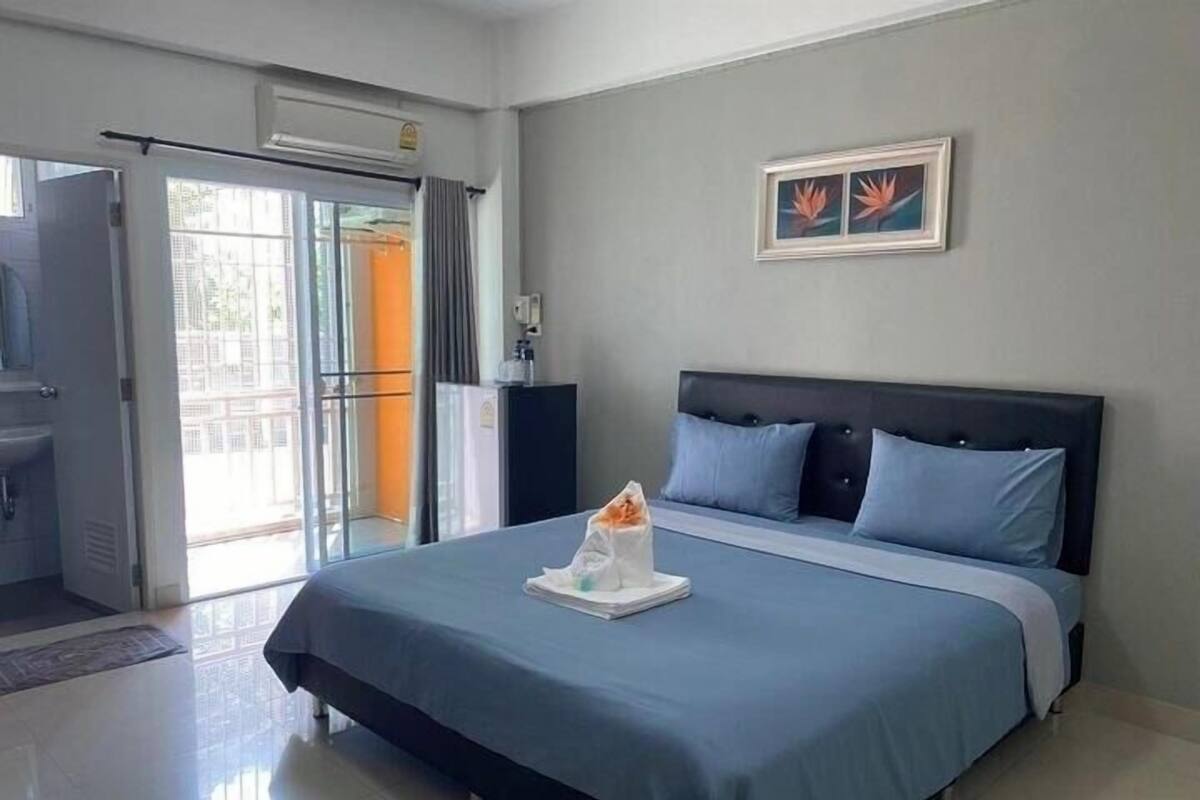 Standard Double Room, Balcony, Garden View