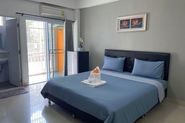 Standard Double Room, Balcony, Garden View