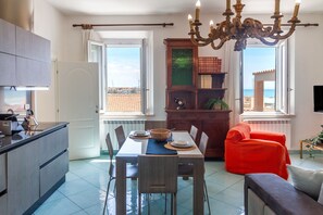 TV - Two-Room Apartment 'Remota 3' with Sea View and Air Conditioning (Castiglione della Pescaia)