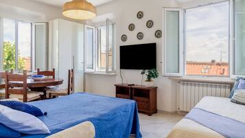 1 bedroom, iron/ironing board