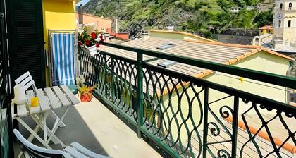 Apartment 'La Terrazza Di Vernazza' with Balcony and Wi-Fi