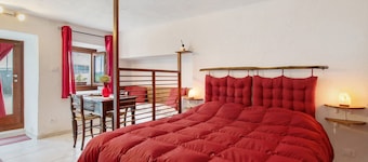 Studio 'Nel Cuore Della Via Francigena' with Mountain View and Private Garden
