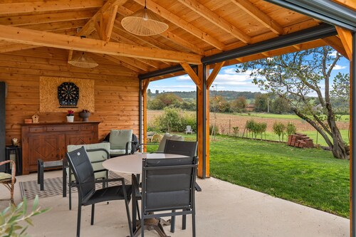 Chambre Verte avec terrasse privée, Wi-Fi et climatisation