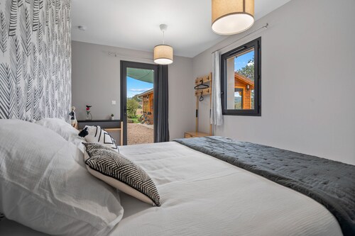 Maison d'hôtes 'Graphique' avec vue sur les montagnes, Wi-Fi et climatisation