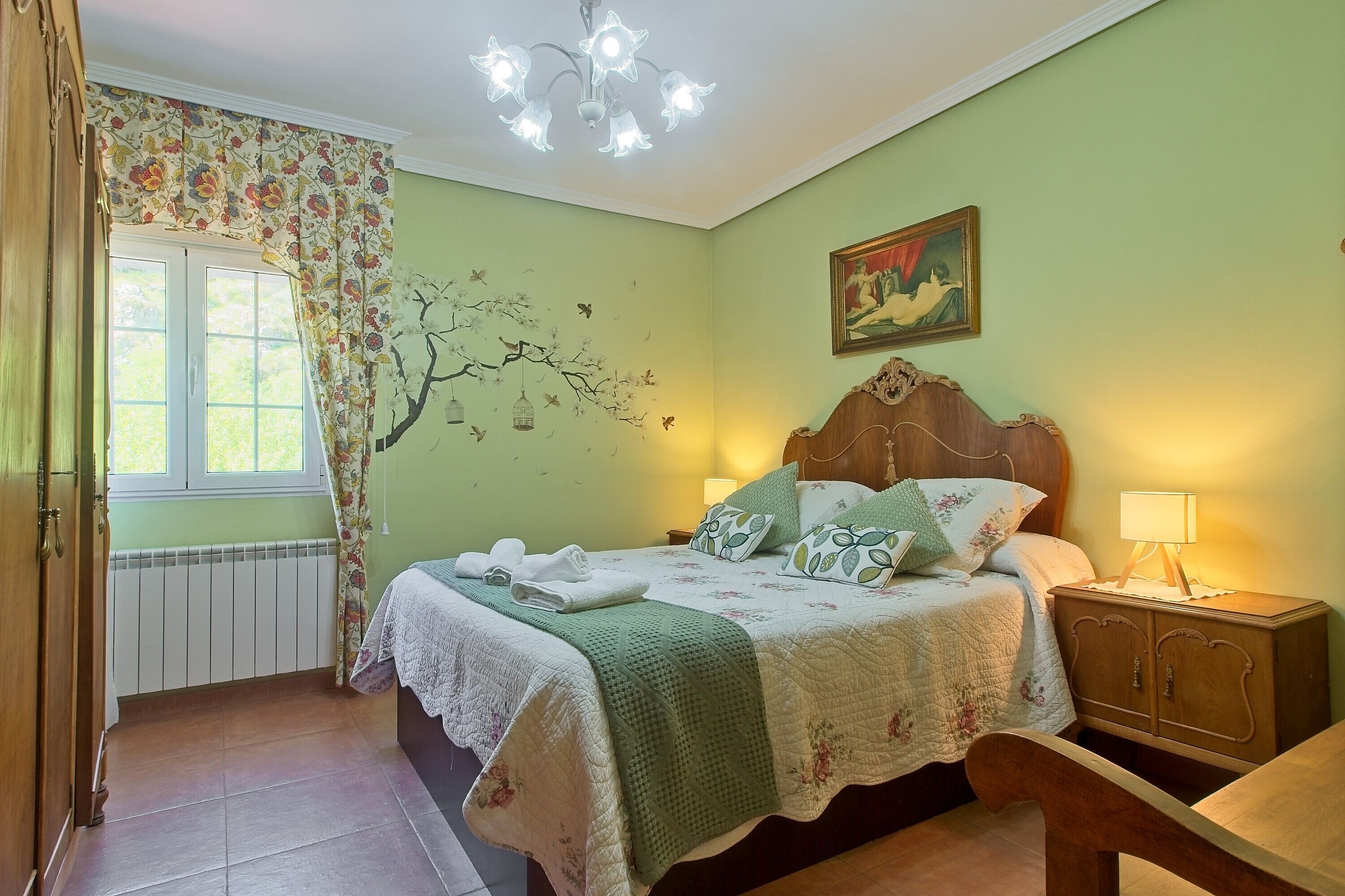 3 habitaciones, tabla de planchar con plancha y wifi gratis 