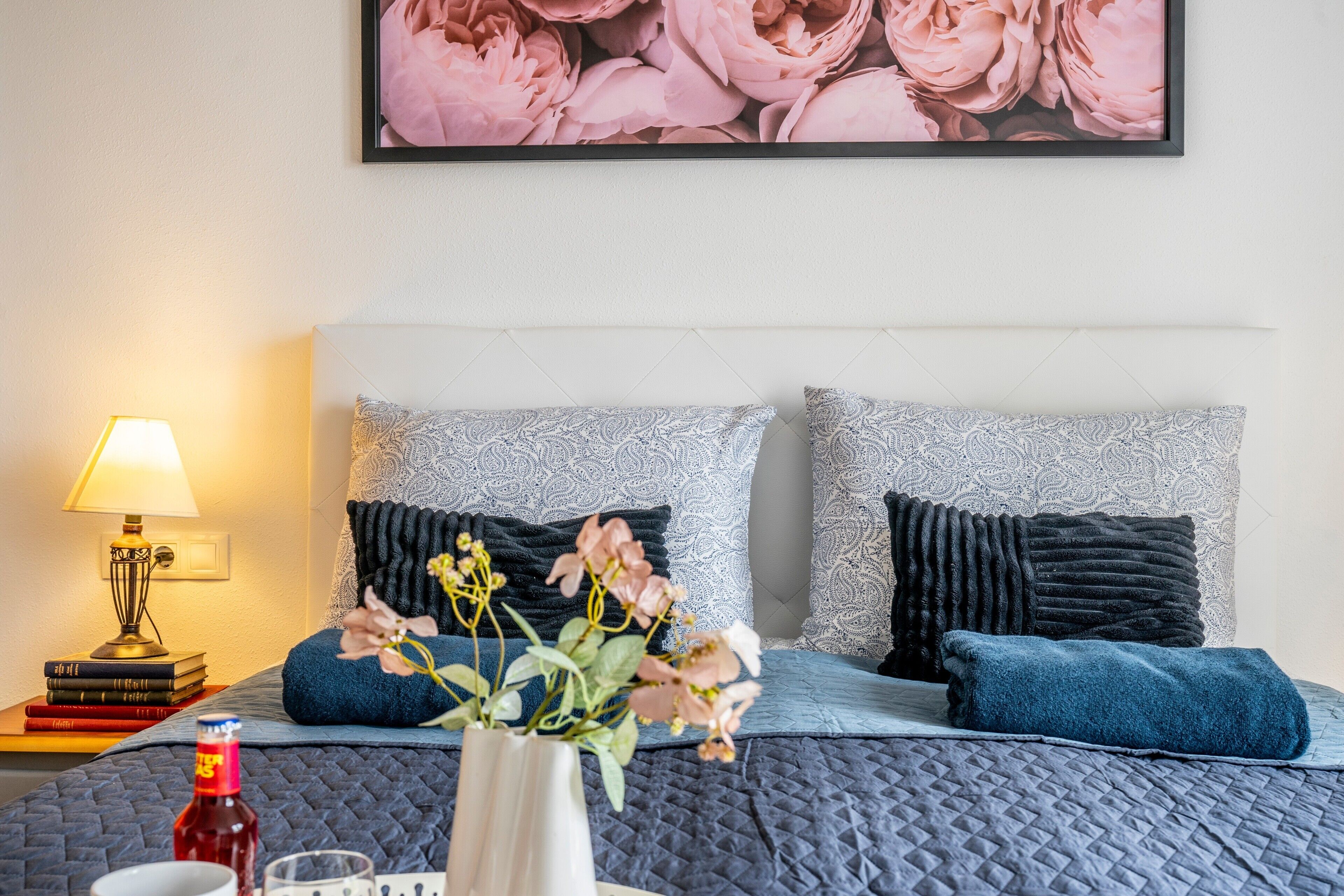 2 slaapkamers, een strijkplank/strijkijzer, gratis wifi, beddengoed