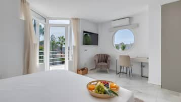 4 bedrooms, free WiFi, bed sheets