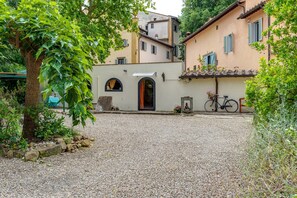 Esterni