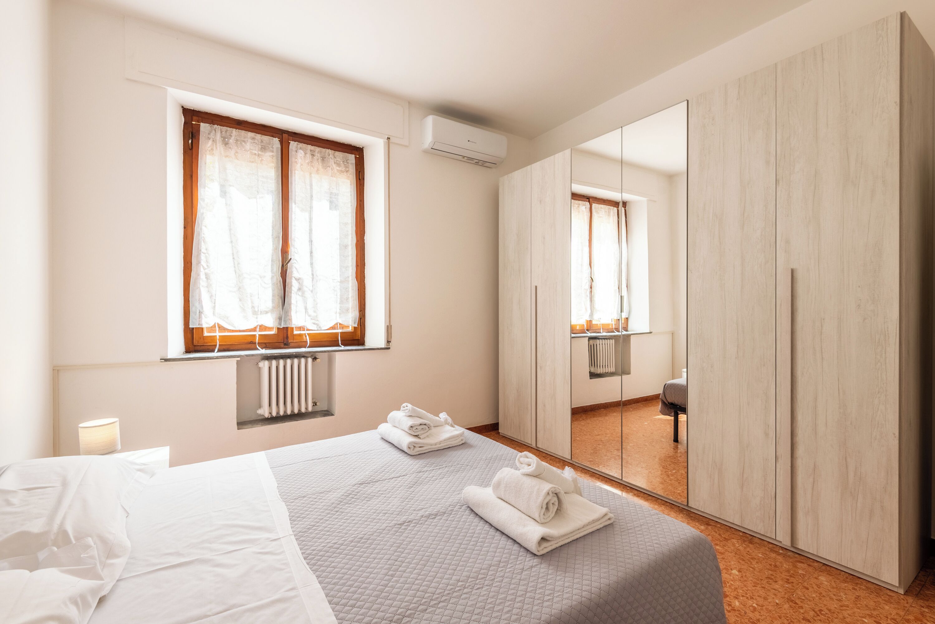 2 habitaciones, wifi gratis y ropa de cama 