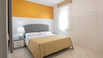 2 camere, ferro/asse da stiro, Wi-Fi gratuito, lenzuola