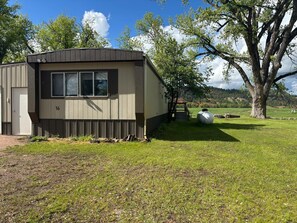 Exterior - Dorothy's Hideaway, 3 Bed, 2 Bath, Near Devils Tower National Monument. (Hulett)
