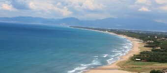 Apartment 'L'Orchidea' with Private Garden, Wi-Fi and Air Conditioning