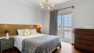 2 habitaciones, wifi gratis y ropa de cama