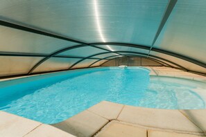 Pool - Holiday Home 'Le Secret D'hestia' with Shared Pool, Wi-Fi and Air Conditioning (Bollène)