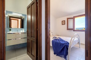 1 chambre, draps fournis
