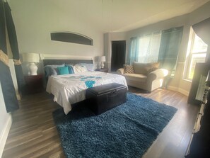 4 bedrooms, iron/ironing board, WiFi, bed sheets - Orlando Family Home (Orlando)