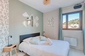 2 Schlafzimmer, Bügeleisen/Bügelbrett, Reisekinderbett, WLAN