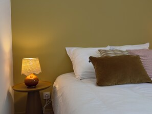 4 chambres, lit parapluie, Wi-Fi, draps fournis