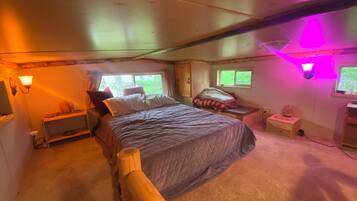 2 bedrooms, free WiFi, bed sheets, wheelchair access