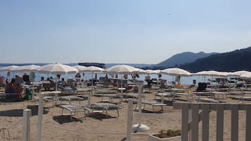 Na praia