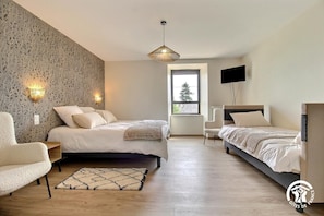 6 Schlafzimmer, Bügeleisen/Bügelbrett, kostenloses WLAN, Bettwäsche