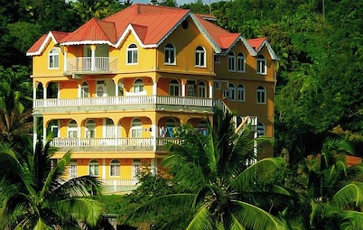 Candy's Palace