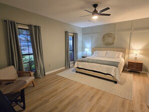 3 bedrooms, desk, iron/ironing board, free WiFi