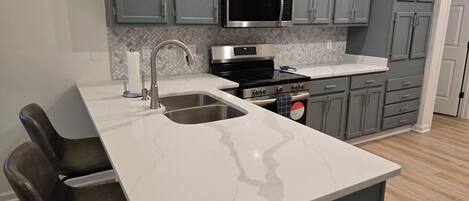 Microwave, oven, stovetop, dishwasher