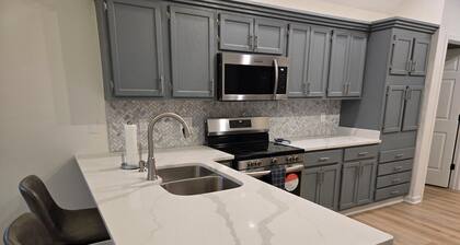 Modern, Luxurious 3-bedroom house in the heart of Newport