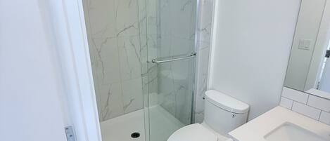 Savon, papier toilette