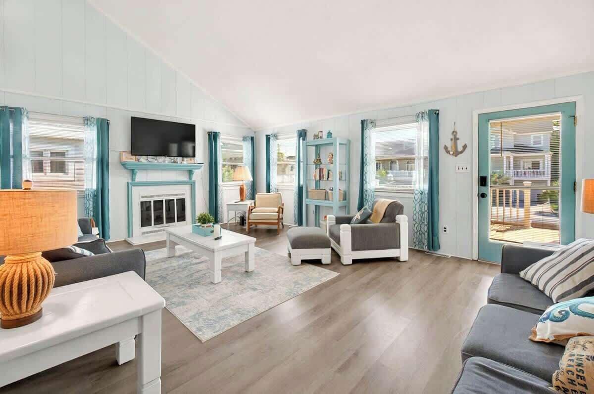 Smart TV, table football