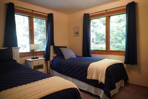3 bedrooms, WiFi, bed sheets