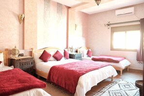 Free WiFi, bed sheets