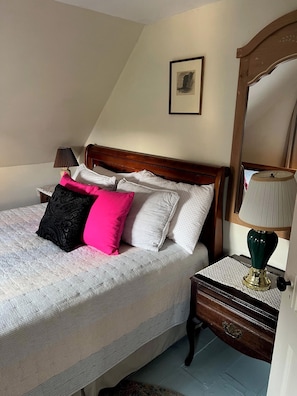 3 chambres, fer et planche à repasser, Wi-Fi, draps fournis