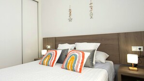 1 habitación, escritorio y acceso a internet 