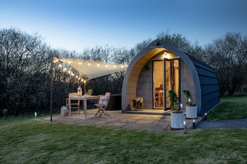 Demelza, a pod nestled in the beautiful Cornish countryside near Liskeard