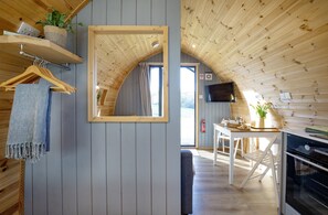 Réfrigérateur, micro-ondes