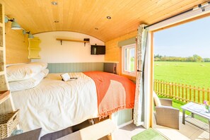 1 dormitorio y ropa de cama