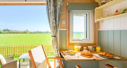 Gin and Toffee is a beautifully restored railway carriage nestled in Thaxted