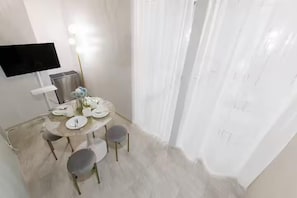 Restauration dans la chambre