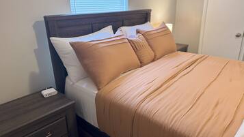 2 chambres, fer et planche Ă repasser, Wi-Fi, draps fournis