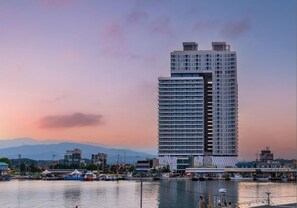 Exterior - waterwave (Gangneung)