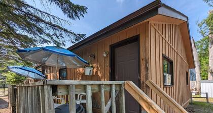 Traditional Tiny Wood Cottage #8 Camping style Cottages 5 minutes to the beach!