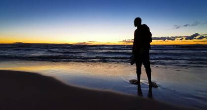 Traditional Tiny Wood Cottage #9 Camping style Cottages 5 minutes to the beach!