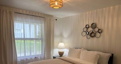 Charming 2BR/1BA, W/D, kitchen, patio, 20 min to WSU