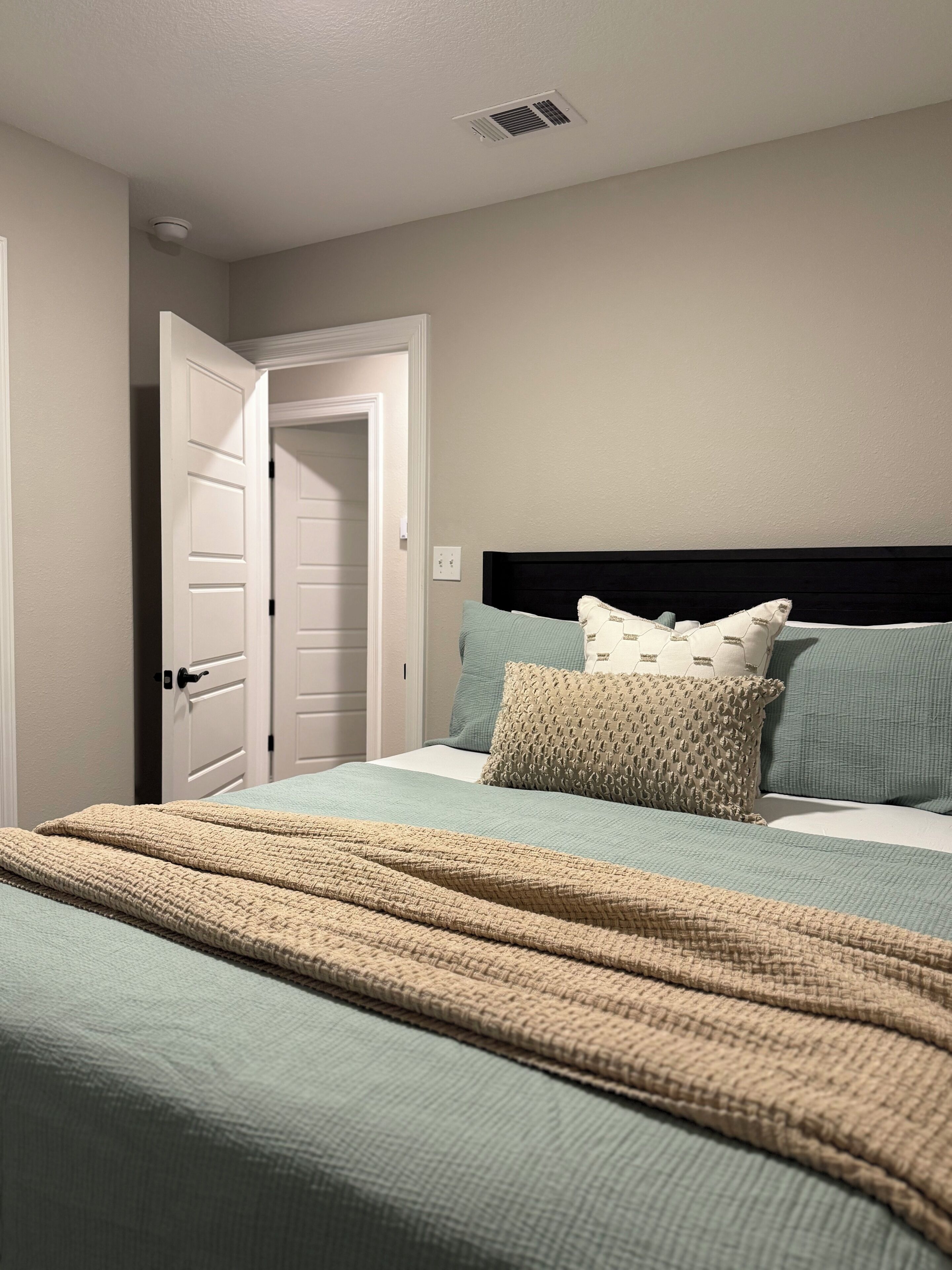 3 soveværelser, strygejern/strygebræt, sengetøj