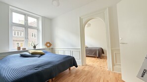 3 bedrooms, iron/ironing board, travel cot, free WiFi