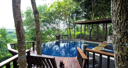 Village Farm & Winery