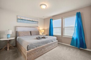 5 habitaciones, tabla de planchar con plancha, wifi y ropa de cama 