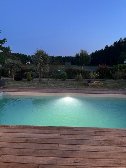 House with swimming pool near Contis beach, cycle path and all amenities